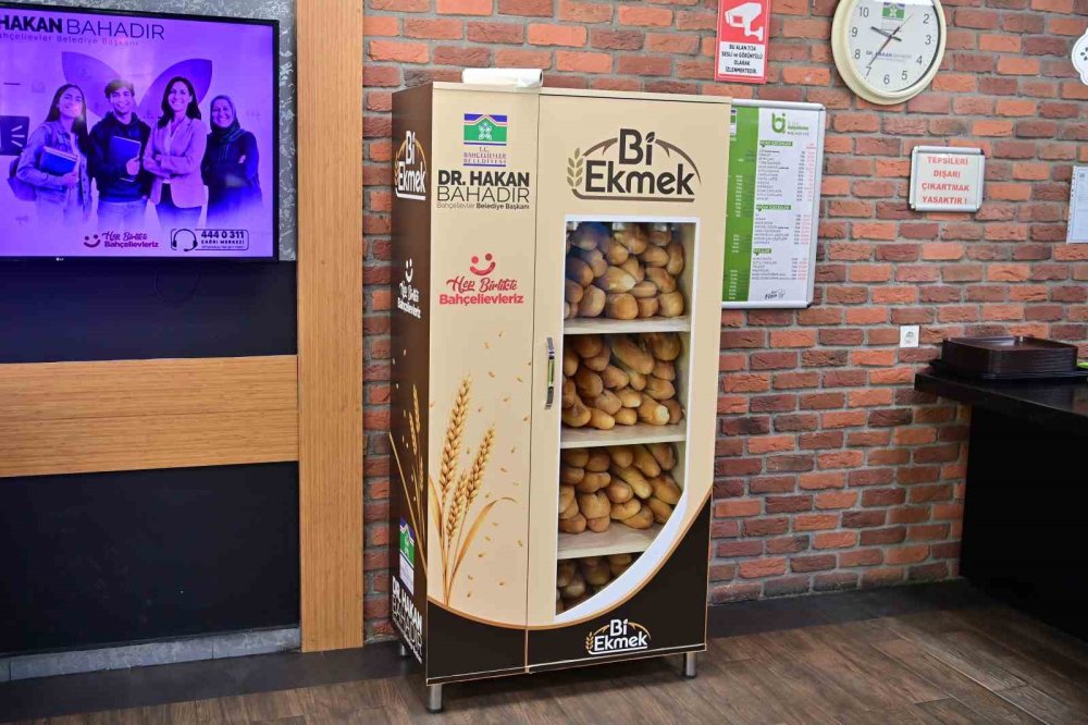 Burada ekmek 10 TL, 3 çeşit yemek 55 TL