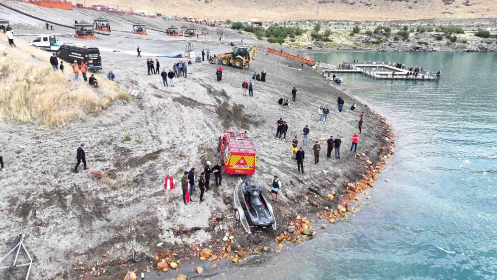 Meke Maarı'nda Tarihe Geçen Yürüyüş ve Çöldeki Gerçek Vaha
