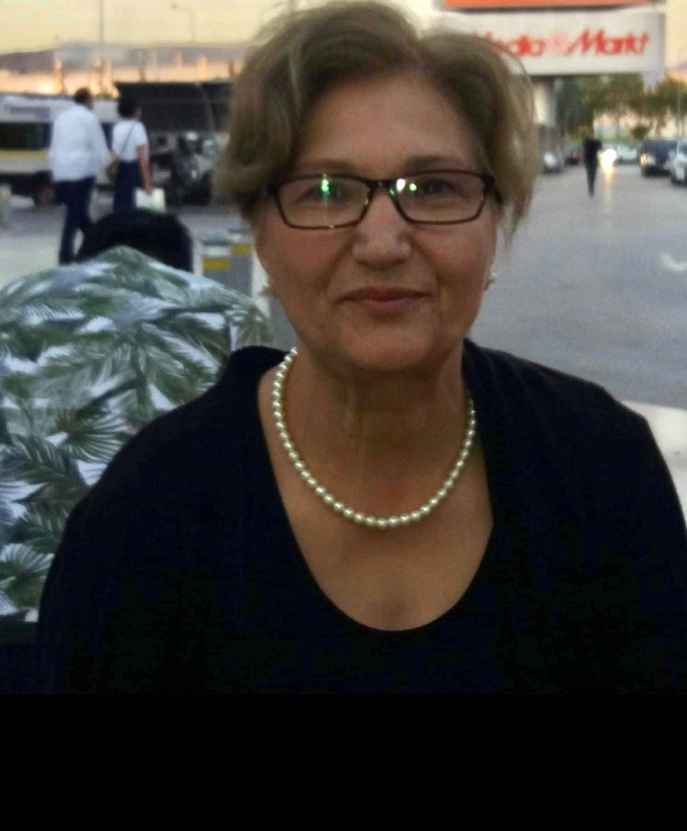 Evlerinde ölü bulunan çiftin cinayete kurban gittiği üzerinde duruluyor