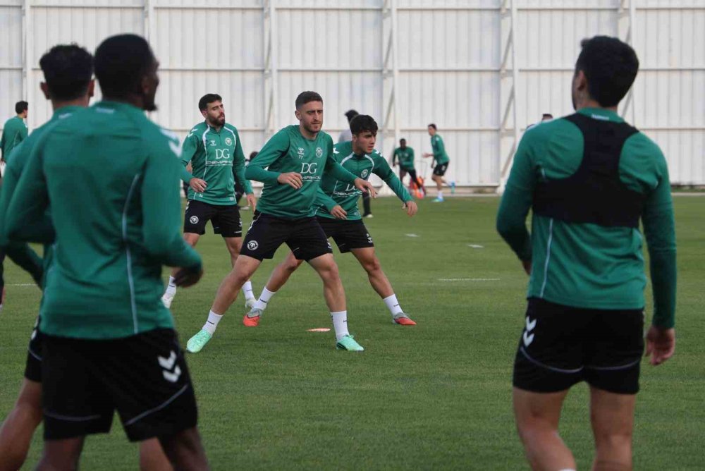İlhan Palut’tan Hakem Çıkışı: Adaletli Olsunlar yeter