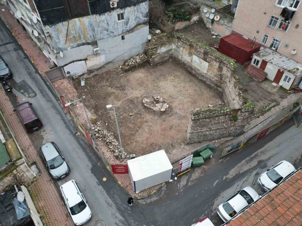 Mimar Sinan Eseri Yeniçeşme Medresesi Yeniden İhya Edildi