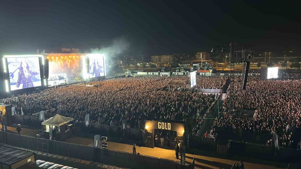 Efsane müzisyen Şebo'yu bırakmıyor
