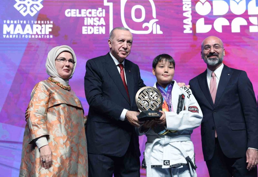 Cumhurbaşkanı Erdoğan: Ülkemiz bugün küresel bir oyuncudur"