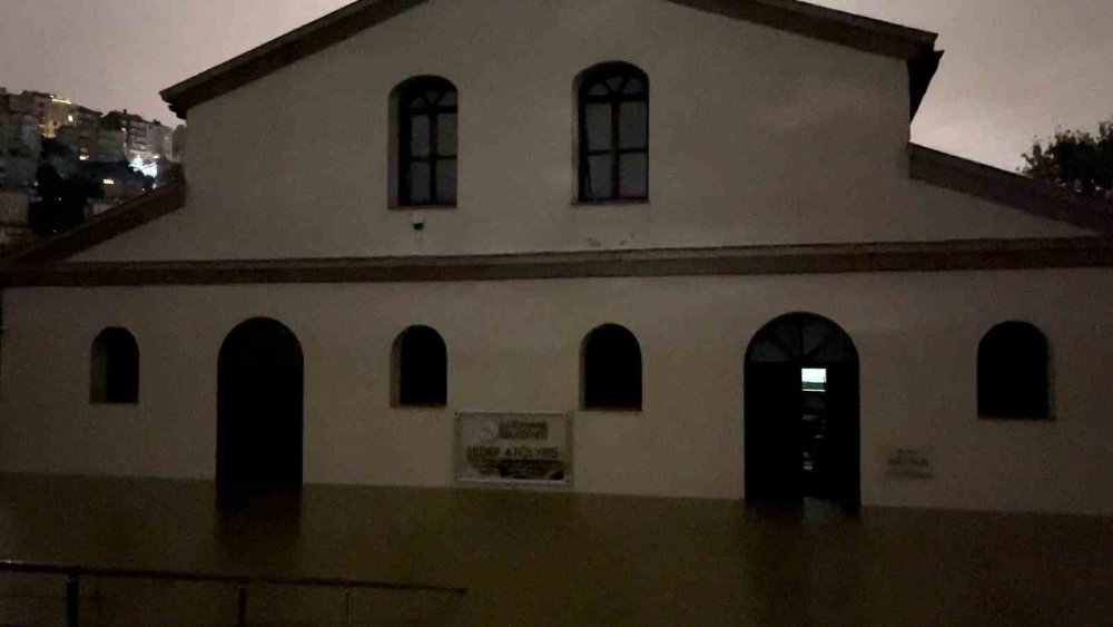 Sadabat Camii ve Sedef Atölyesi sular altında