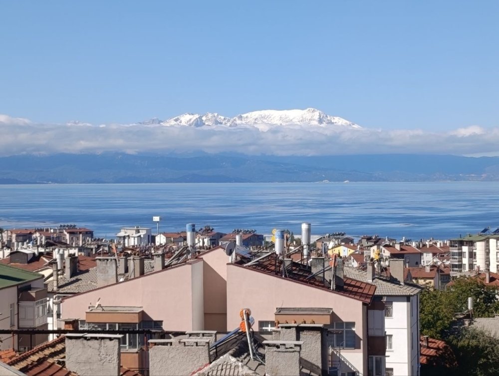Konya'da kar! Anamas Dağı beyaz örtüye büründü
