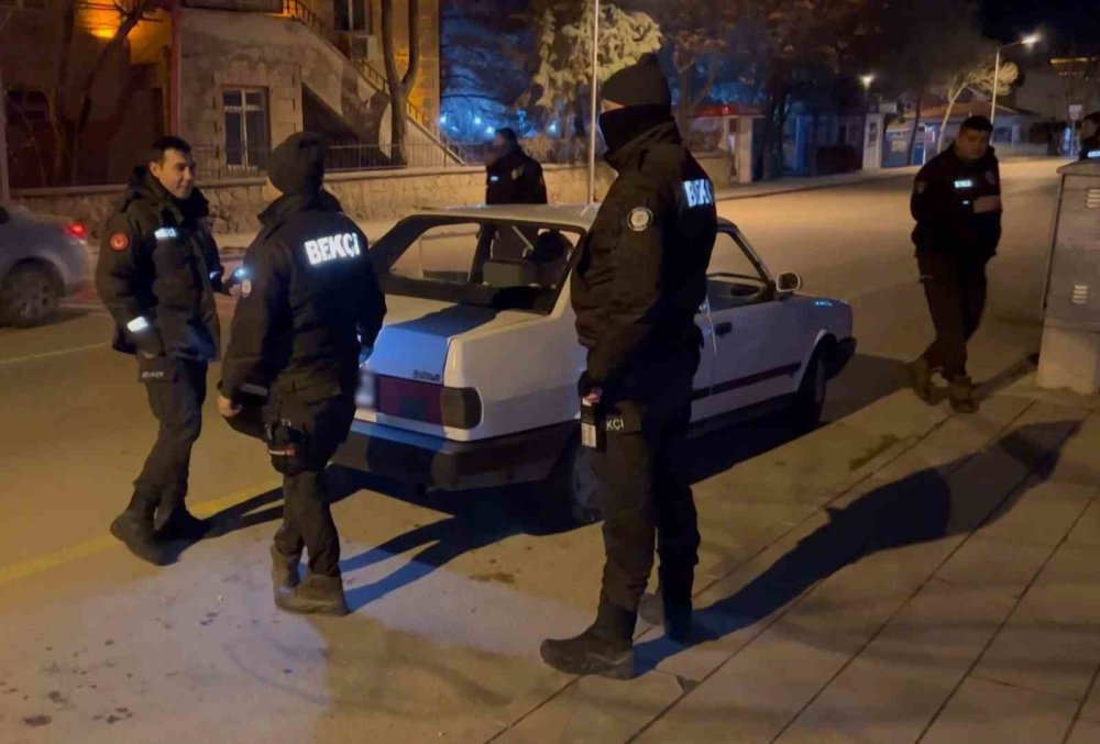 Aksaray'da araçlan ve şahıslar didik didik arandı
