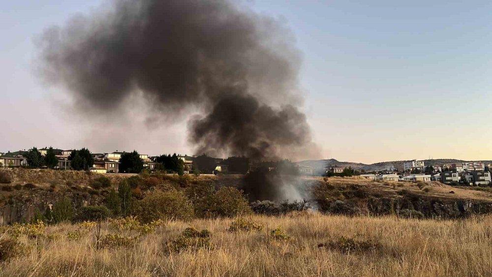 Bağ evinde yangın! Piknik tüpü bomba gibi patladı