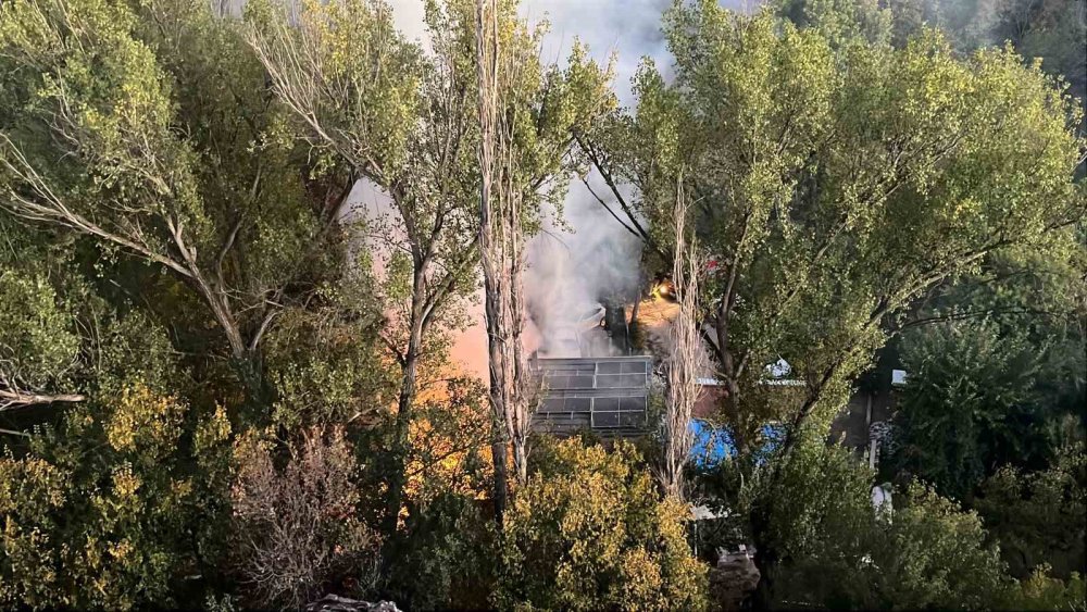 Bağ evinde yangın! Piknik tüpü bomba gibi patladı