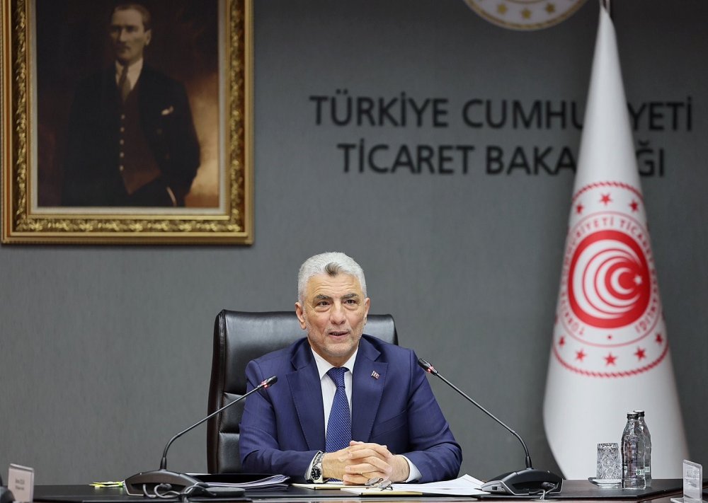 Bakan Bolat'tan AB'ye Türk otomotiv sanayisini mesajı