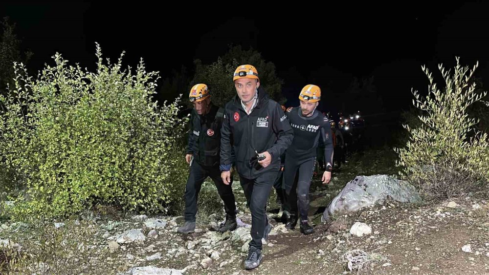 Bekleyiş mutlu sonla bitti! 10 İHH gönüllüsü güvende