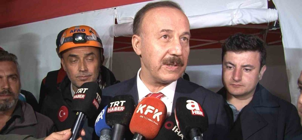 Bekleyiş mutlu sonla bitti! 10 İHH gönüllüsü güvende