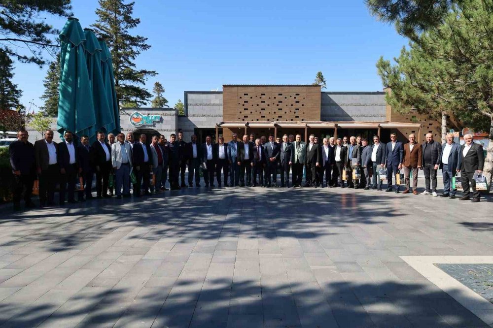 Karapınar’da muhtarlar günü kutlaması