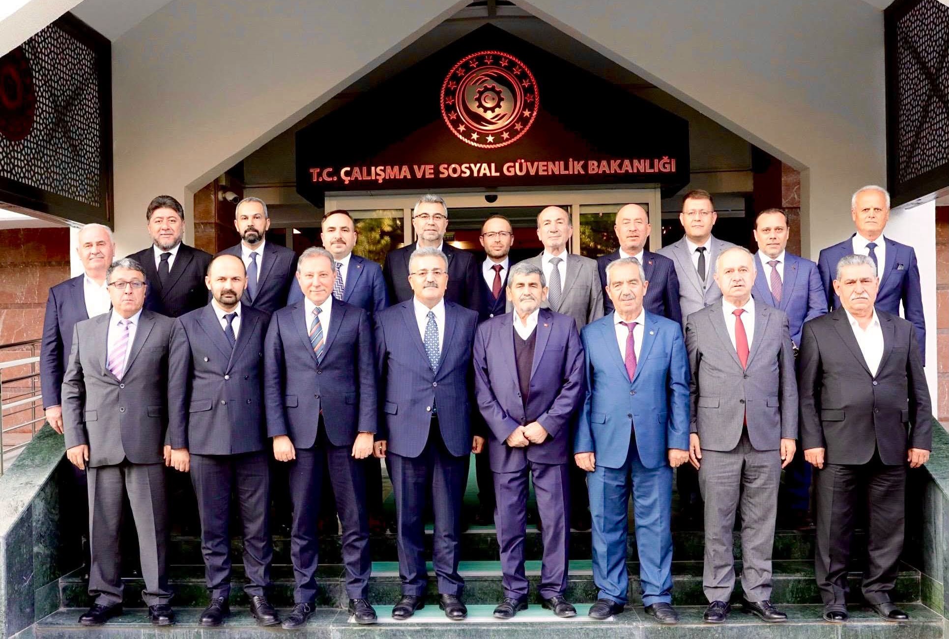 1faruk-ozcelik.jpg
