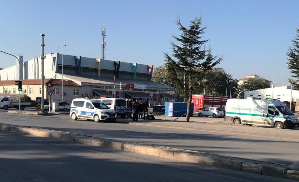 Kaldırımda Acı Ölüm: Cansız Bedeni Bulundu