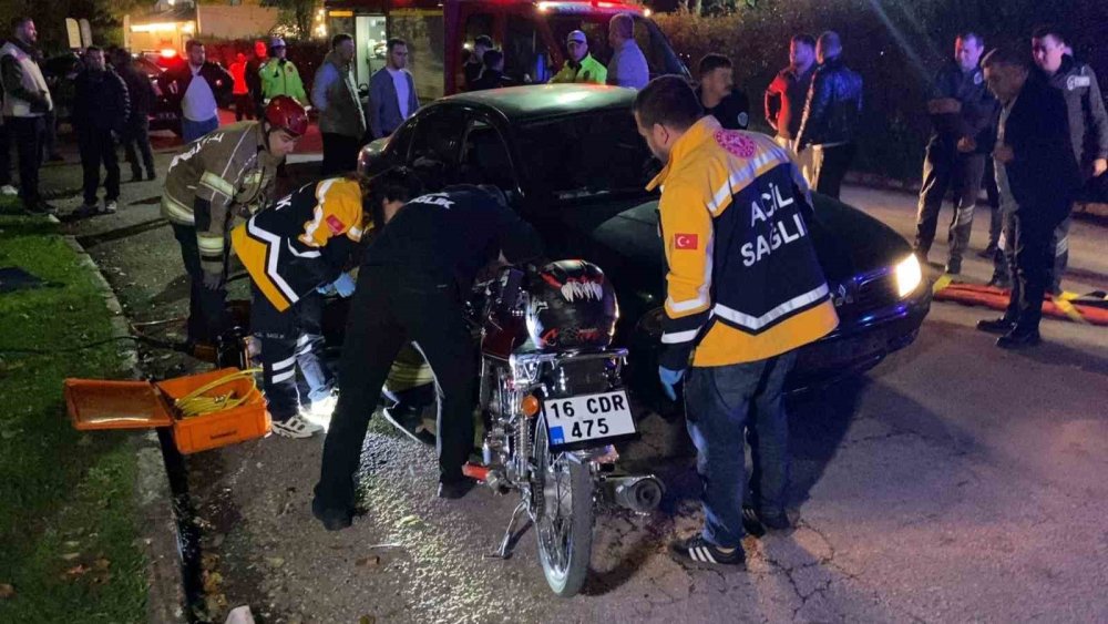 Otomobilin Altında Kalan 17 Yaşındaki Muhammed Öldü