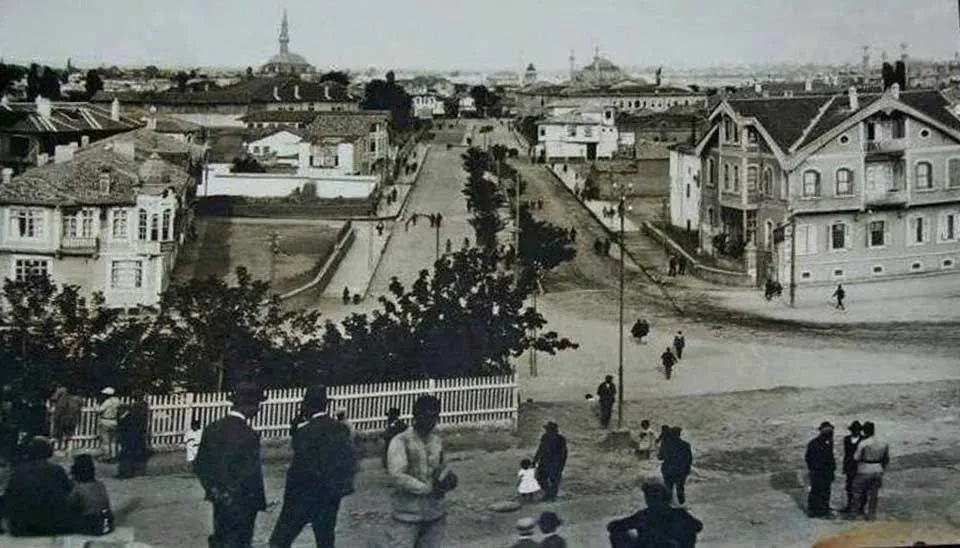 eski-mevlana-caddesi.webp