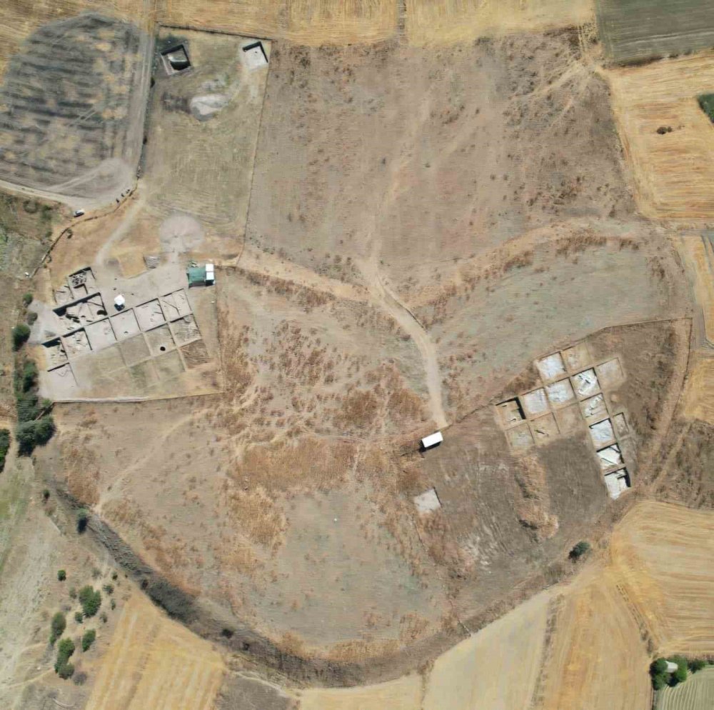 Tavşanlı Höyük'te 4 bin yıllık sürpriz