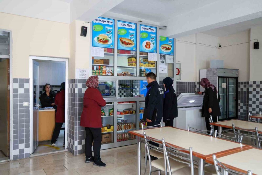 Çocuklar okulda ne yiyor? Selçuklu'da kantinlere denetim