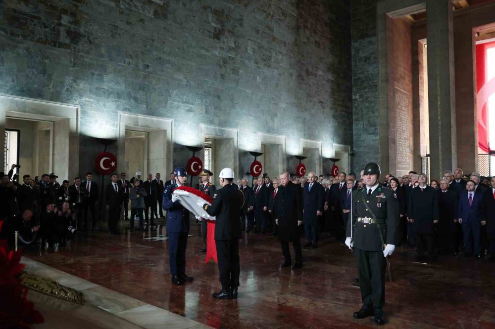 Devlet Erkanı Cumhuriyet'in 103. Yılında Anıtkabir'de