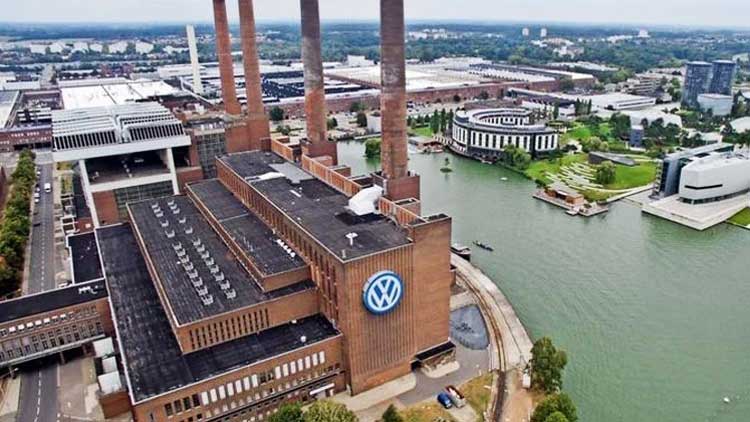 vw-fabrika-kurma-2.jpg