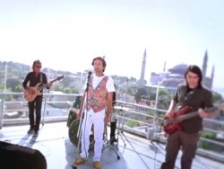 Rockçı imam klip çekti mevlaya gel