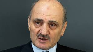 Erdoğan Bayraktar istifa etti