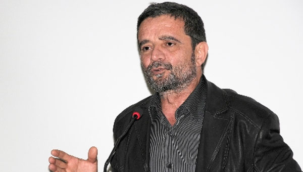 Mümtazer Türköne: AK Parti  kapatılmalı