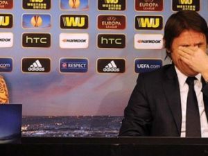 Conte gülme krizine girdi