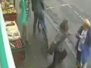 Tek yumrukta öldürdü