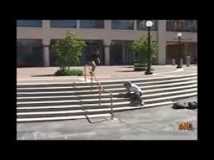 Dünyanın en komik kazaları 00:55 e dikkat