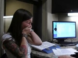 Duyma Engelli Kızın İlk İşitme An