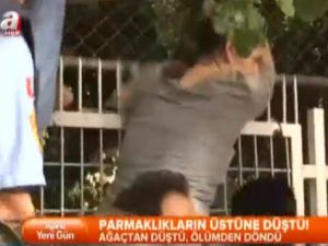 Kadın demir parmaklıkların üzerine düştü