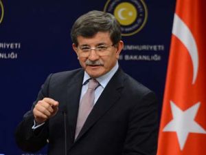 Davutoğlu'ndan muhabire tokat gibi cevap