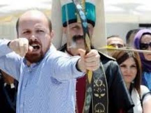 Bilal Erdoğan, 'Ya Hak' Diyerek Ok Attı