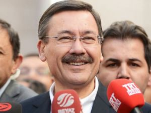 Gökçek, İhsanoğlu'nu fena ti'ye aldı