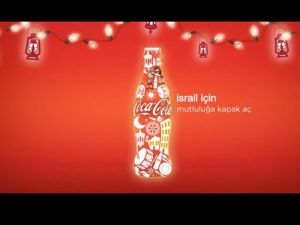 Coca cola reklamını birde böyle izleyin