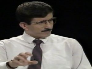 Ahmet Davutoğlu'nun 20 yıl önceki görüntüsü