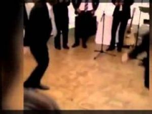 Olcay Şahan'dan kolbastı şov İZLE