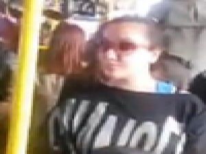 Atatürk için ayağa kalkmayanların bir gün gelecek kafasına sıkacağız