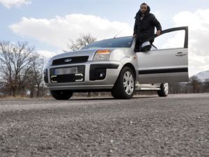 Araçlar kendi kendine yokuş yukarı gidiyor