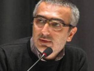 Erkan Mumcu muhafazakar camiaya çattı!