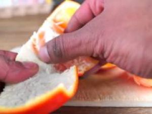 Portakalı soyarken yıllarca boşuna işkence çekmişiz