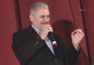 Bakan Yıldırımdan Demirel taklidi