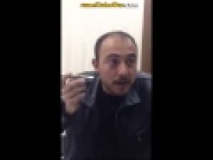 Müşteri hizmetlerini İşleten Konyalı