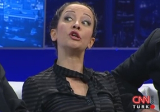 Evrim Akından Yıldız Tilbe taklidi