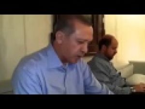 Recep Tayyip Erdoğan Berat Kandili'nde Kur'an okudu