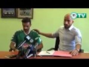 Selçuk Konyaspor'a imza attı