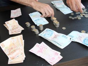 Dilencinin üzerinden çıkan para şaşırttı