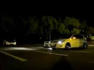 Benzin Zamlarından Sonra Araba Yarışı