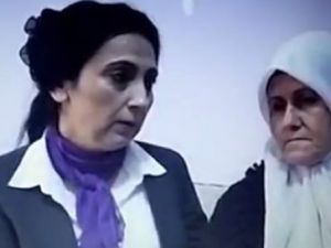 Figen Yüksekdağ'ın Kürtçe ile imtihanı! Anne ne dese 'evet' dedi